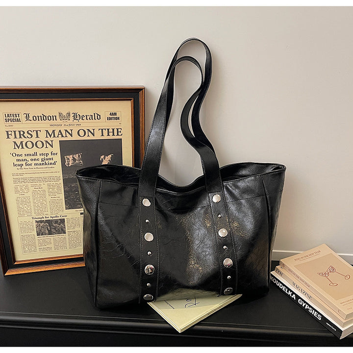 High-quality vintage leather bag Bowlift