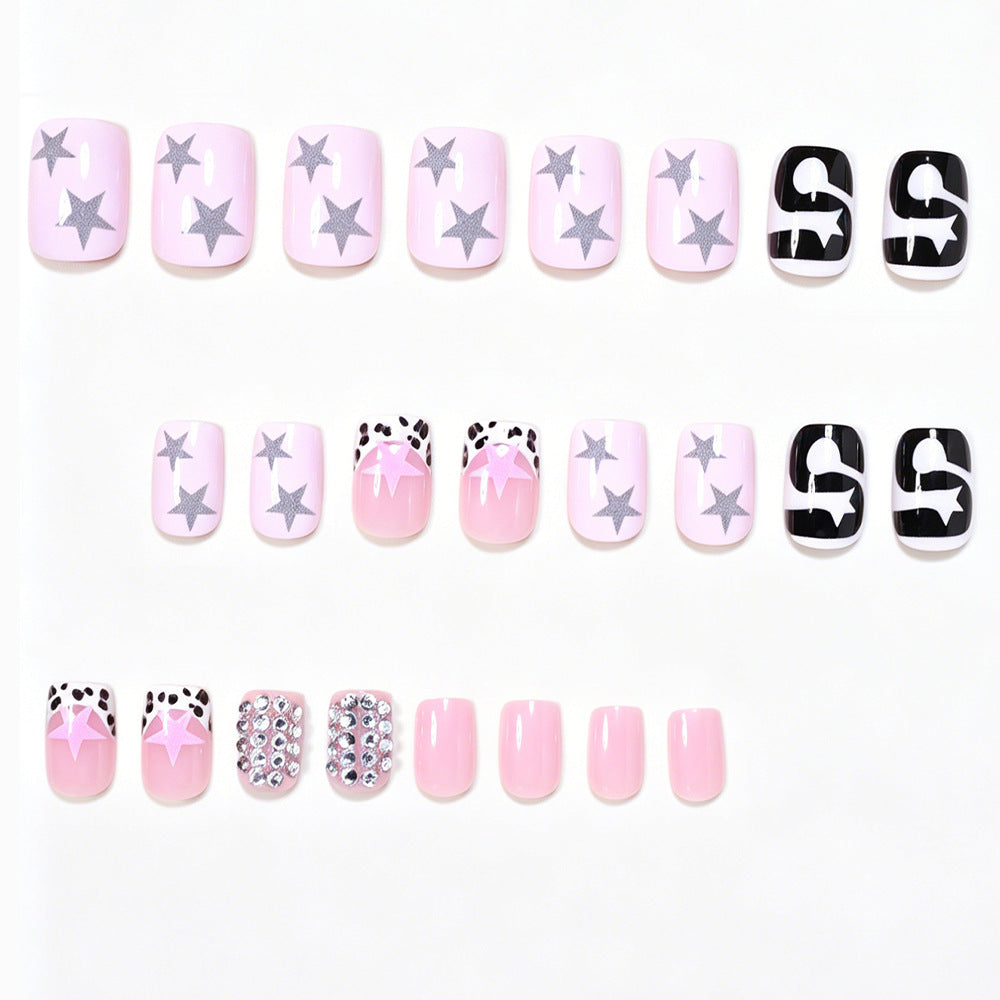 Artistic Press-On Nail Art Design Bowlift