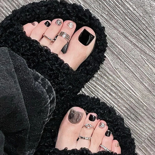Artificial nail set with shine and texture variations Bowlift