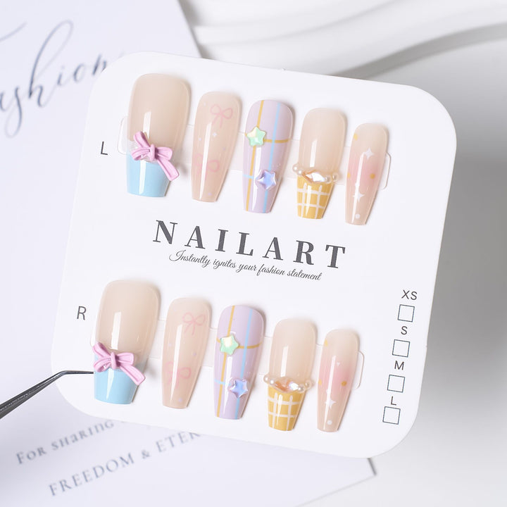 Artificial nails with Playful Design Bowlift