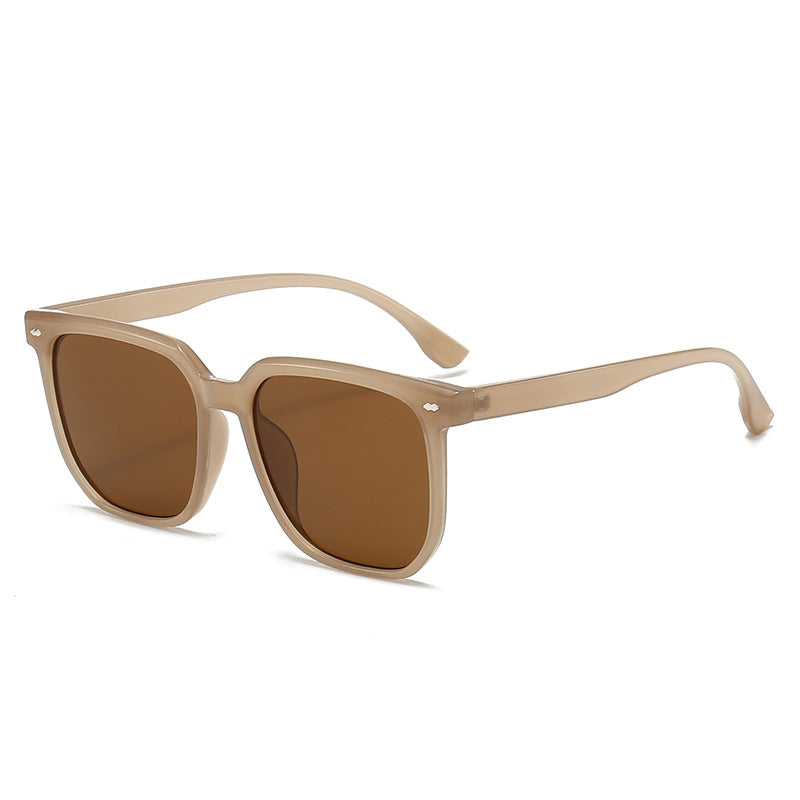 Fashionable Geometric Sunglasses