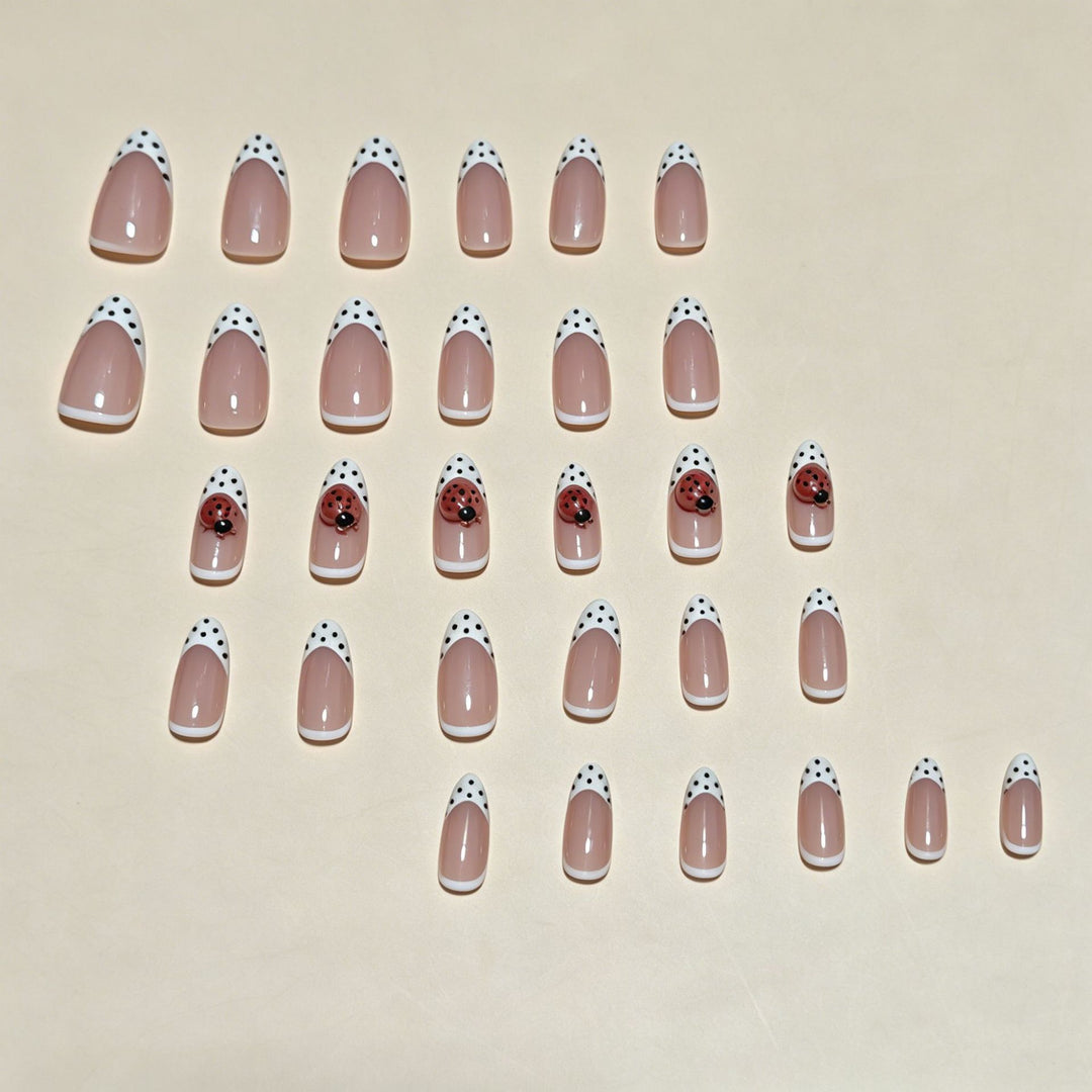 Chic Pointed Press-On Nail Set Bowlift