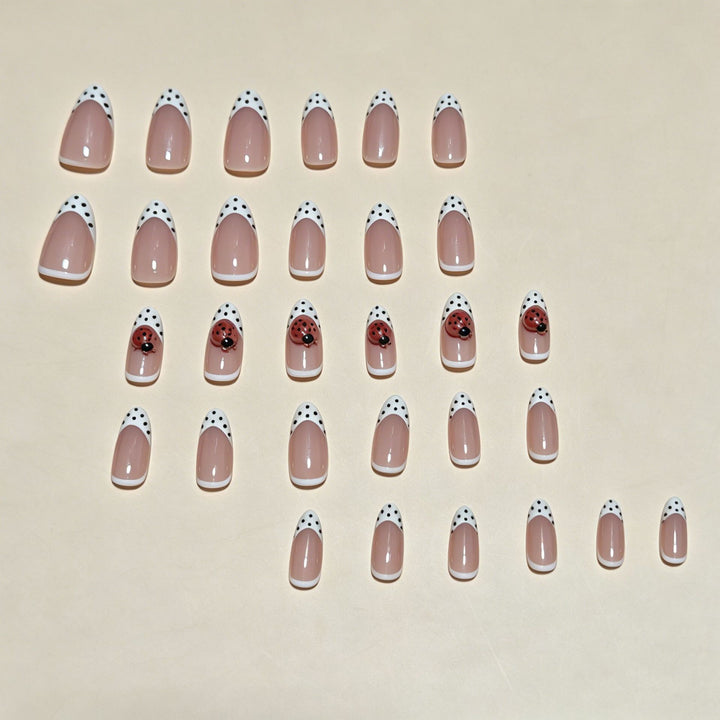 Chic Pointed Press-On Nail Set Bowlift