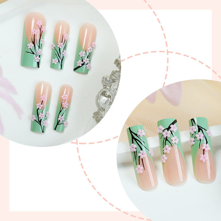 Artificial nail set with delicate flower and natural tones Bowlift