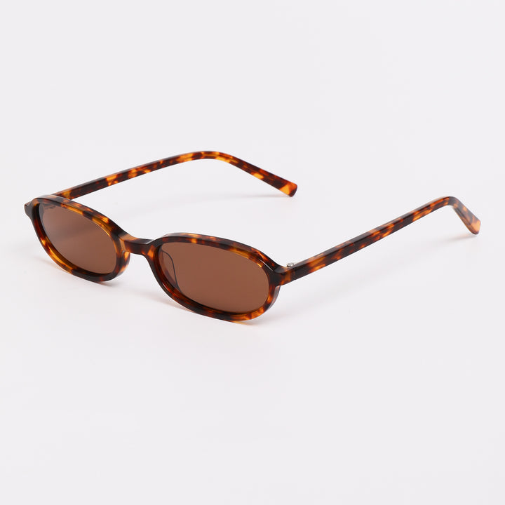 Ladies fashionable sunglasses in elegant tortoiseshell design Bowlift