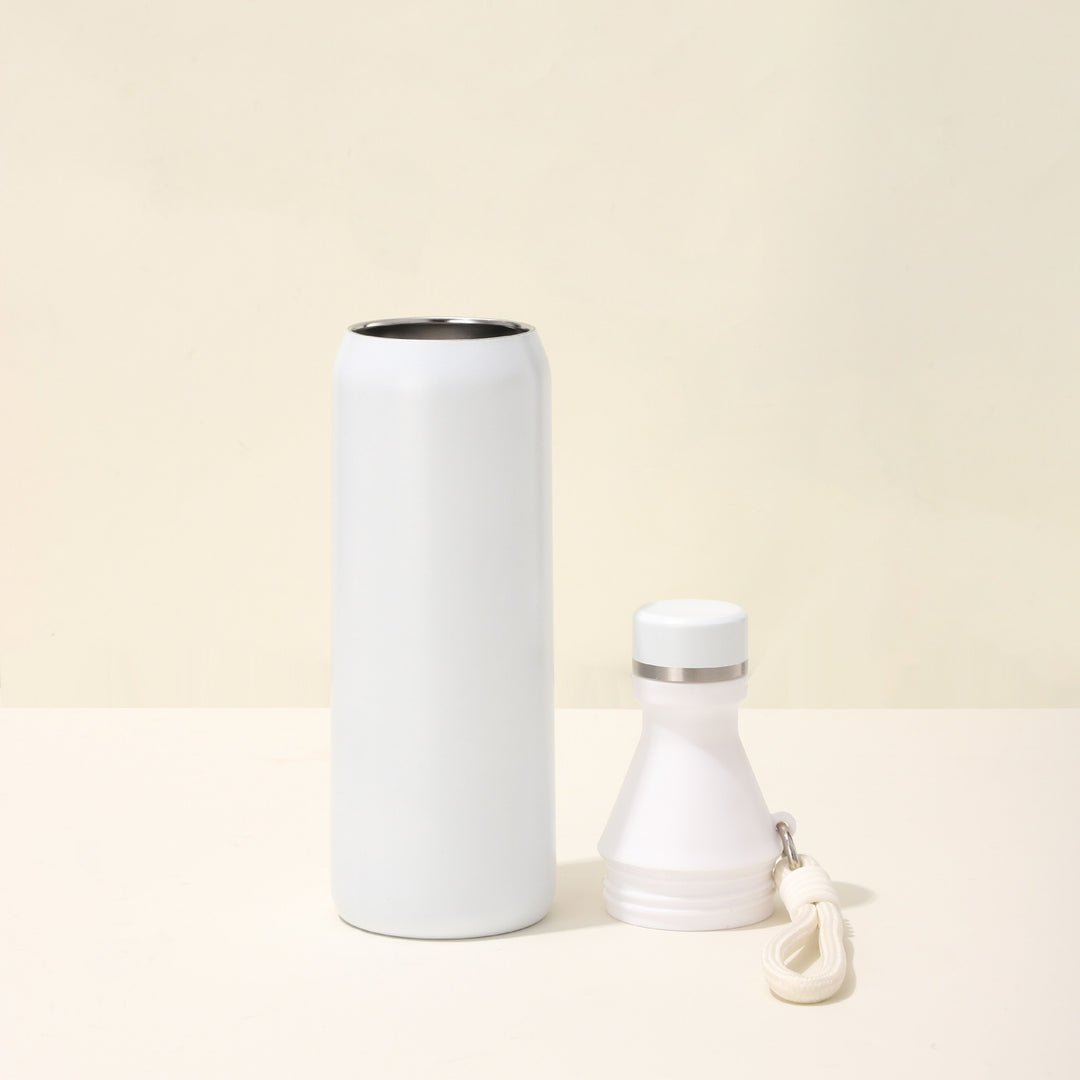 Women's insulated water bottle with practical carrying strap Bowlift