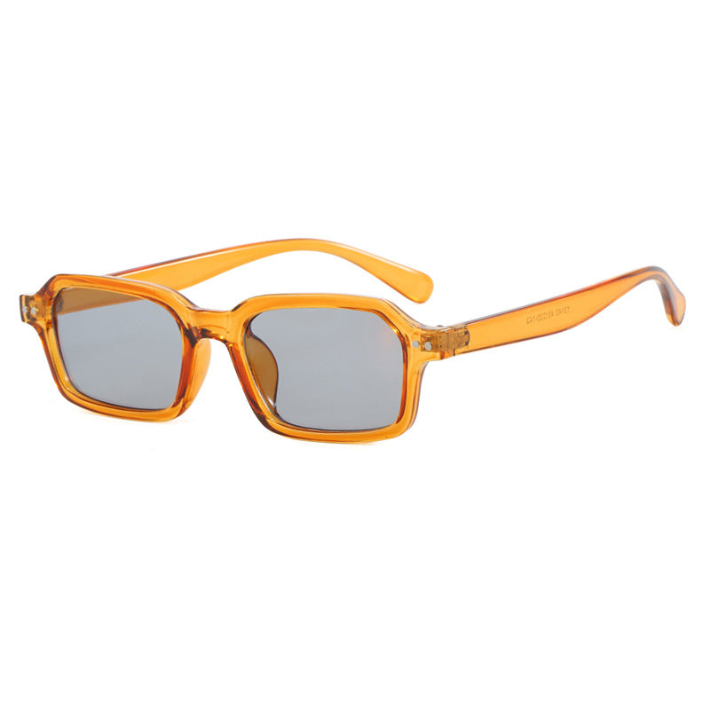 Women's fashionable square sunglasses in urban design Bowlift