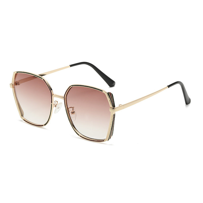 Women's large and elegant sunglasses Bowlift