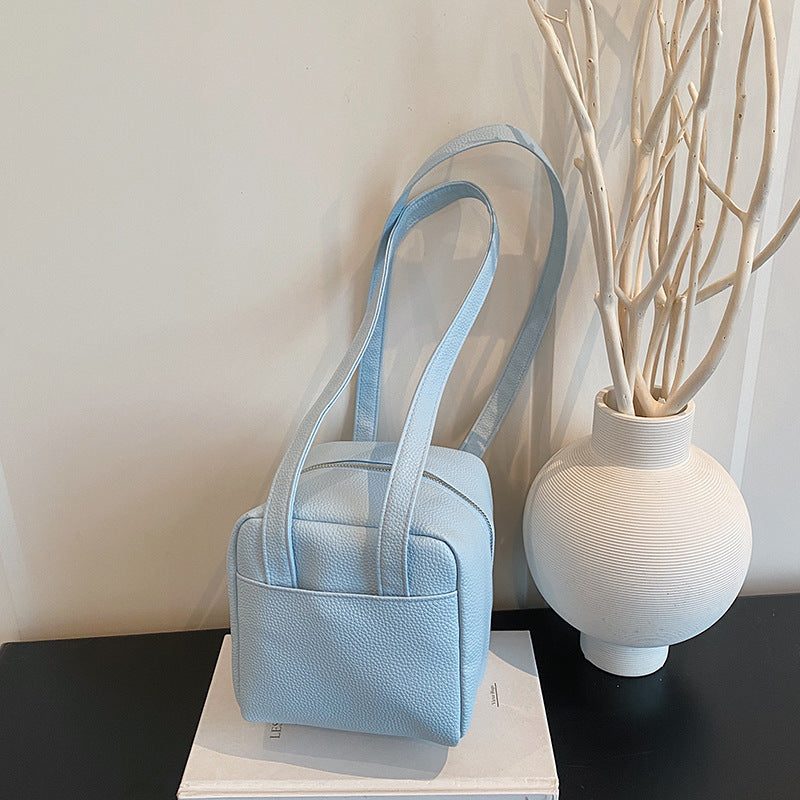 WoCompact Textured Handbag Bowlift
