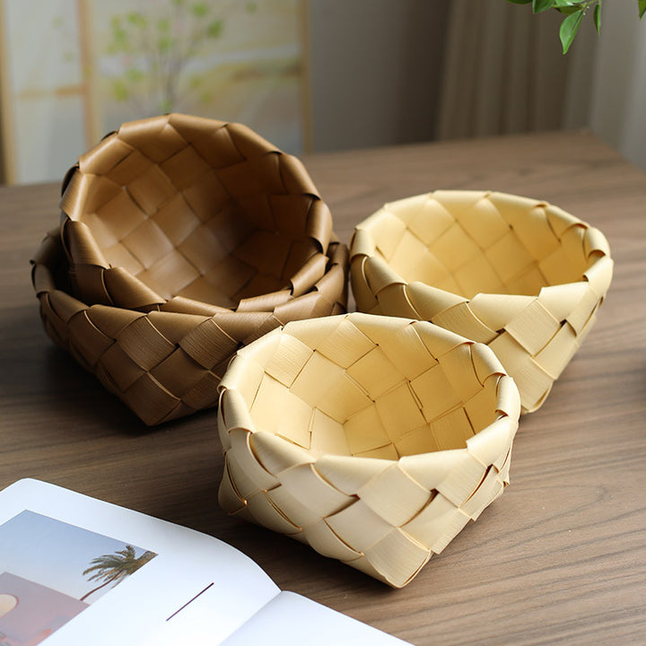 Unisex Handwoven Basket with Elegant Design Bowlift