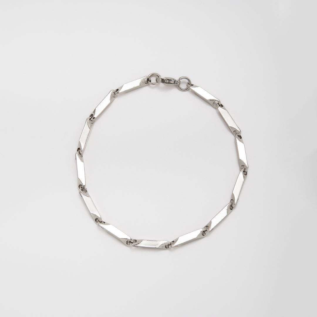 Distinctive Geometric Chain Bracelet Bowlift