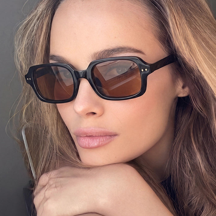 Ladies stylish square sunglasses with striking accents Bowlift