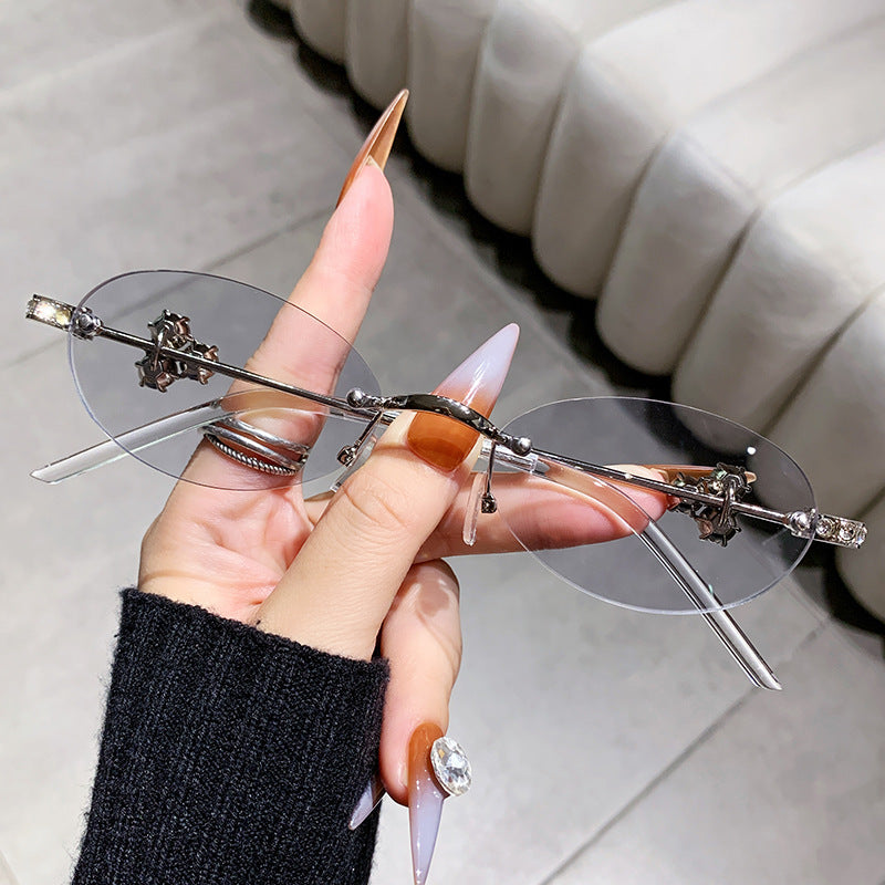 Ladies elegant sunglasses with geometric frame Bowlift