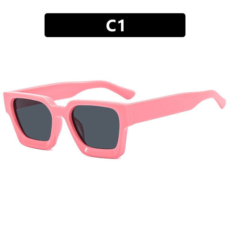 Ladies fashionable square sunglasses with sturdy frame and yellow lenses Bowlift