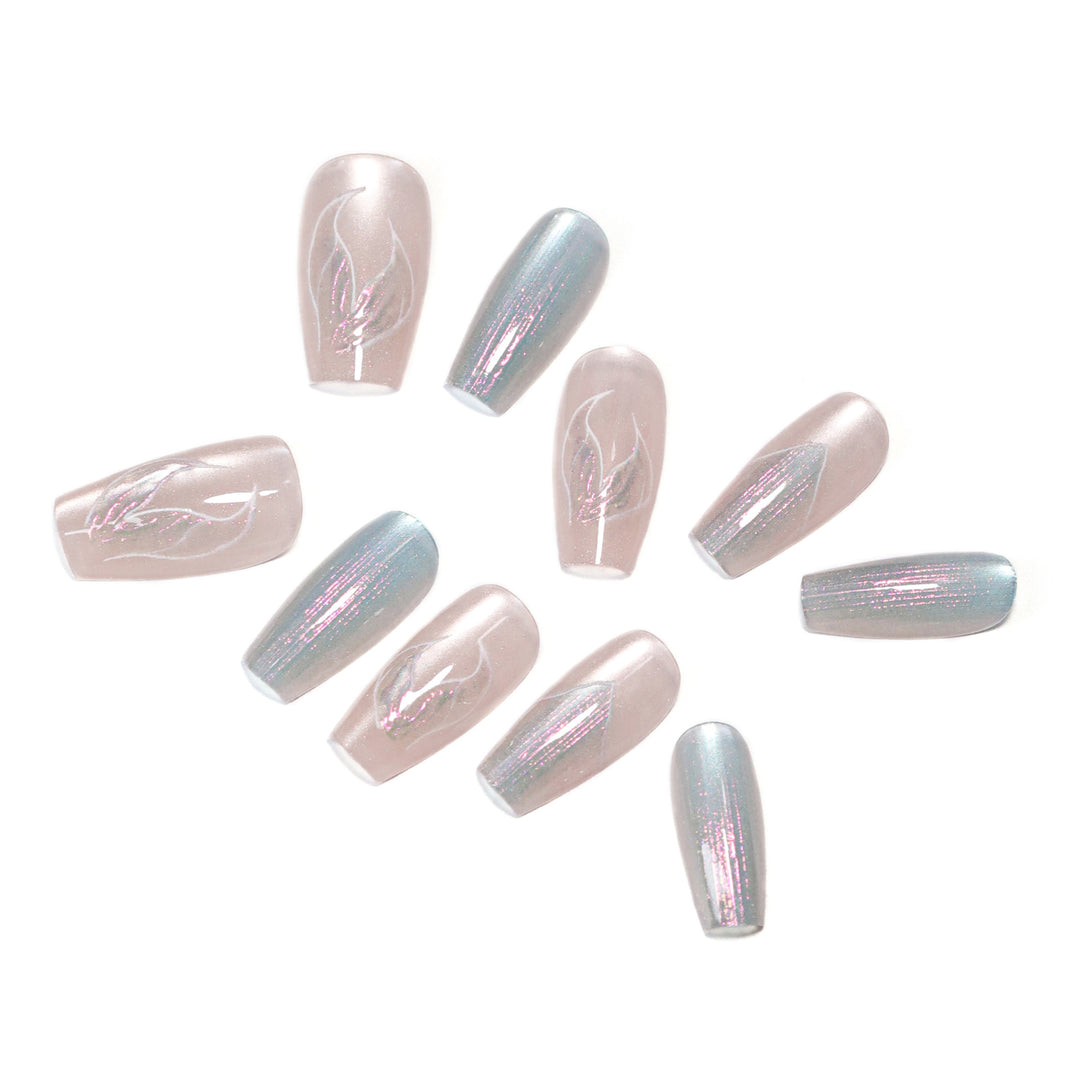 Artful artificial nails with transparent color gradient and delicate floral designs Bowlift