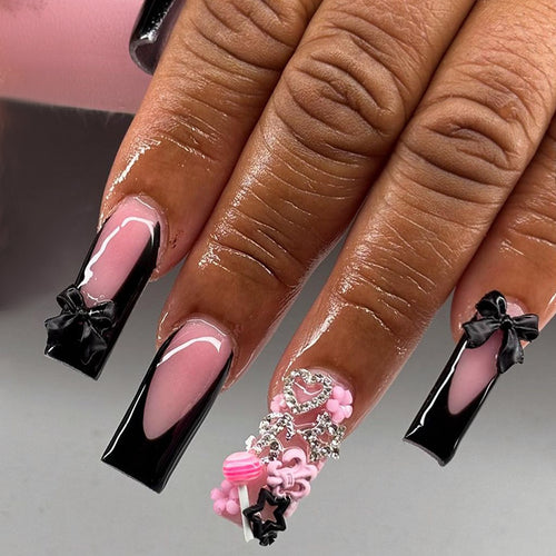 Artificial nail set with elegant accents and creative design Bowlift