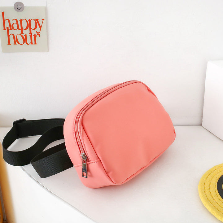 Fashionable fanny pack in minimalist form Bowlift