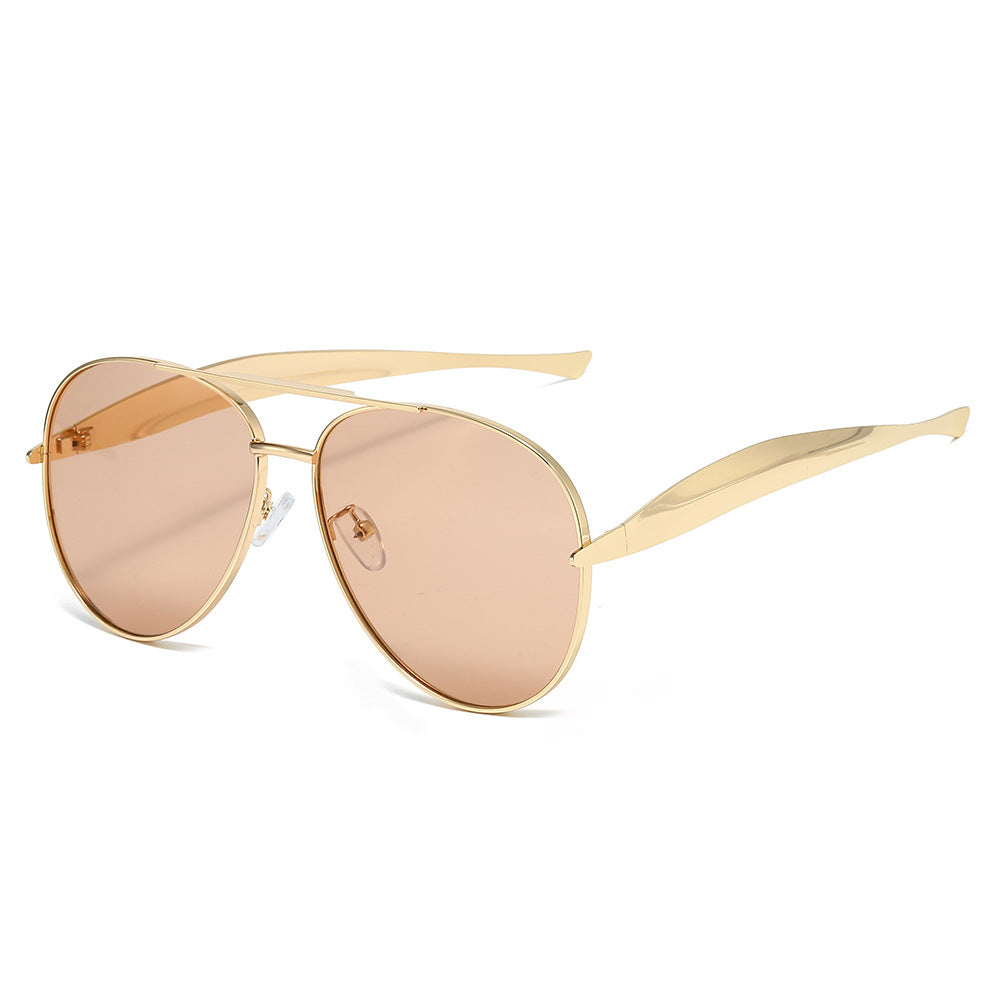 Chic Aviator Sunglasses with Stylish Metal Accents Bowlift