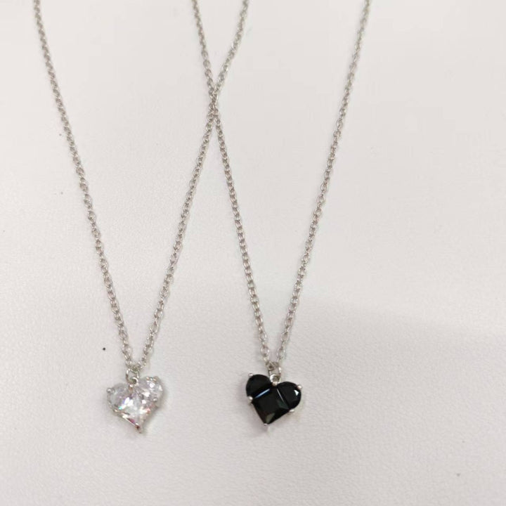 Heart-Shaped Crystal Pendant Necklace Bowlift