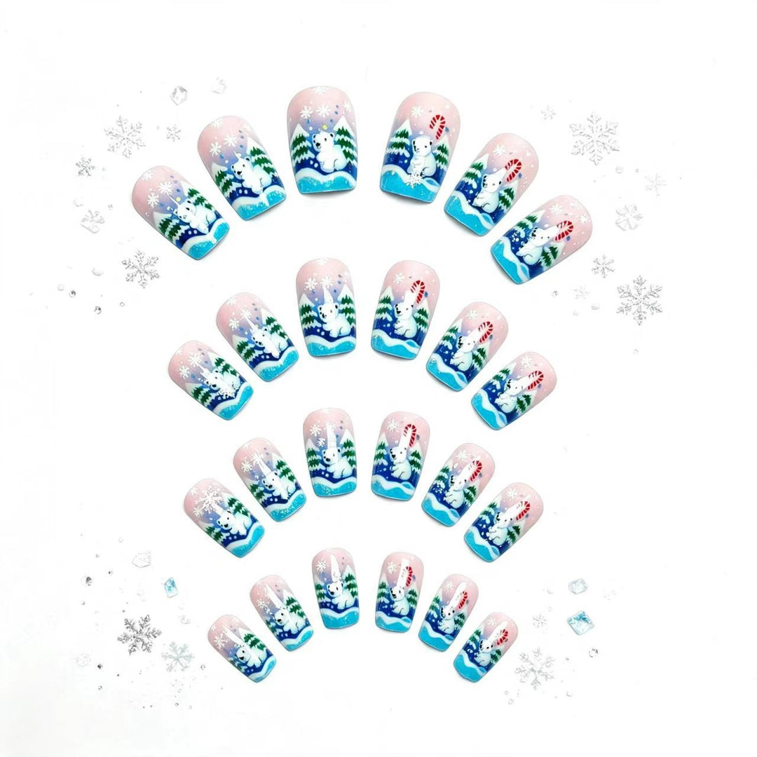 Artificial nails with cute winter landscape design Bowlift