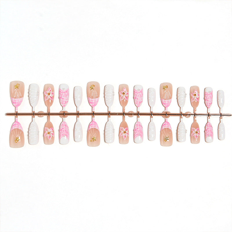 Artificial Nail Set with Floral and Glamorous Accents Bowlift