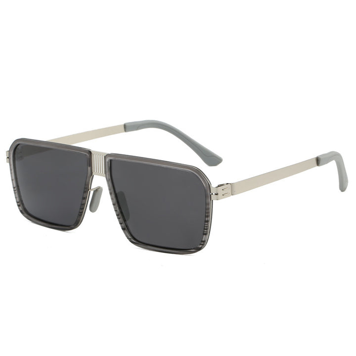 Women's fashionable sunglasses in a modern, square design Bowlift
