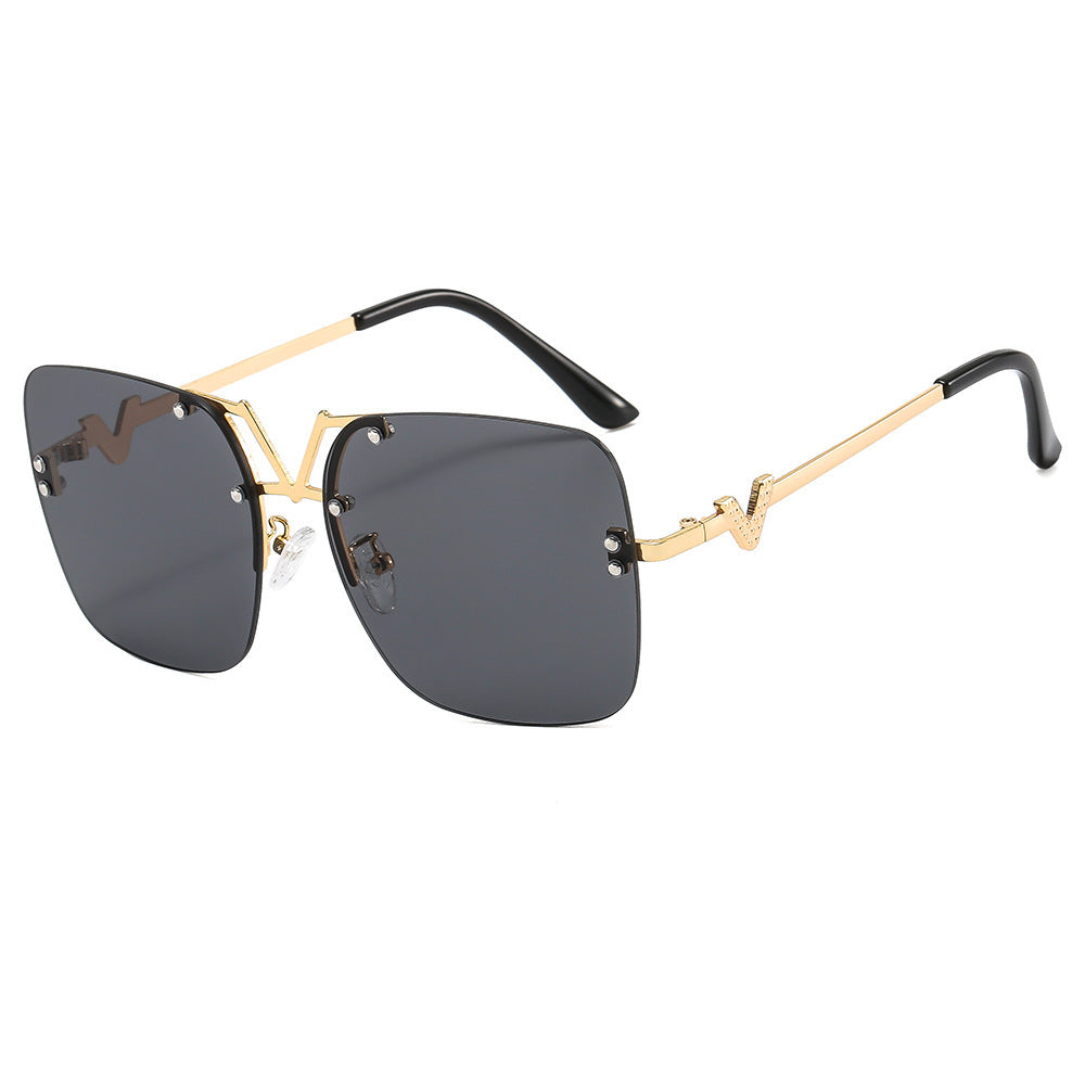 Women's fashionable sunglasses in stylish square design Bowlift