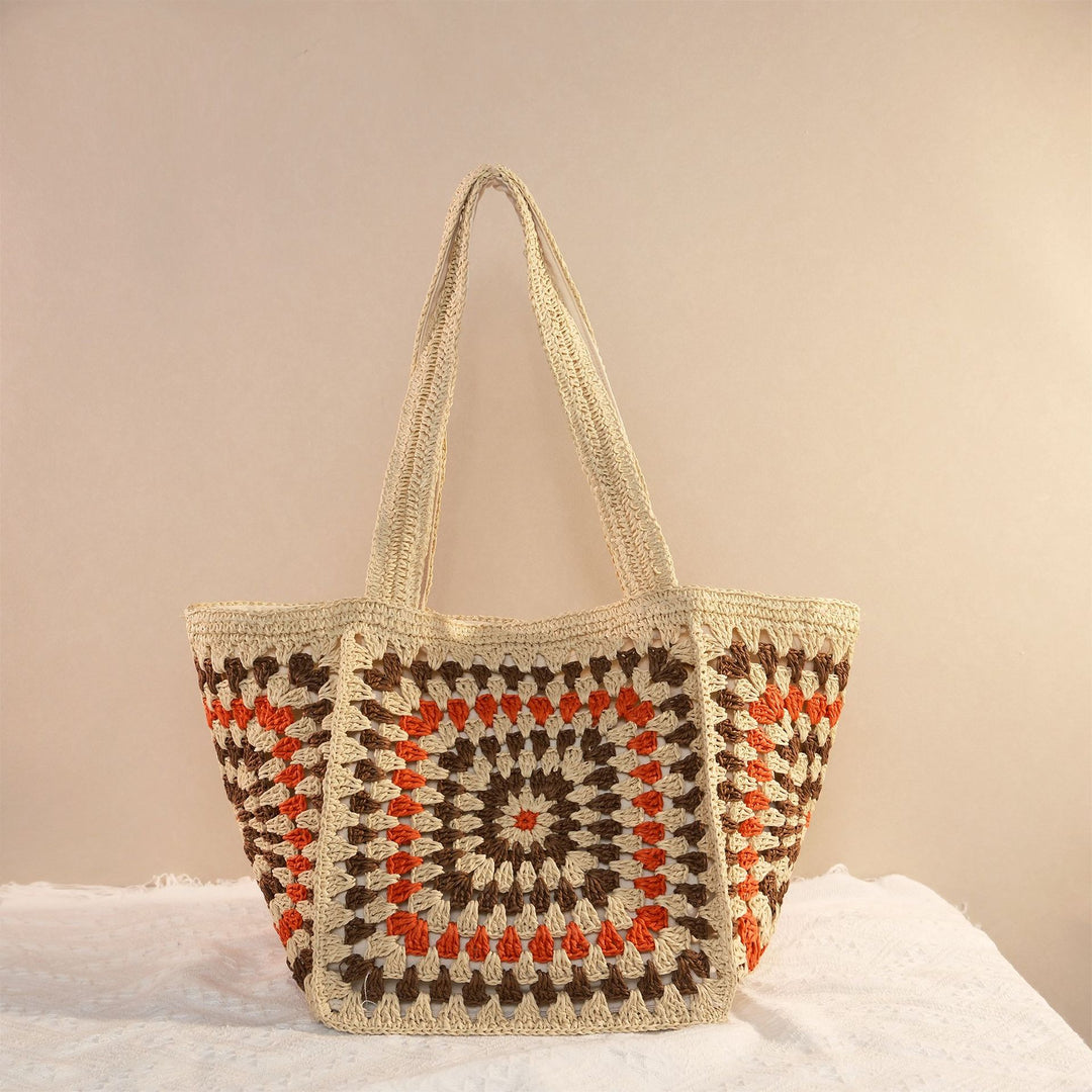 Shoulder bag with unique granny square design Bowlift