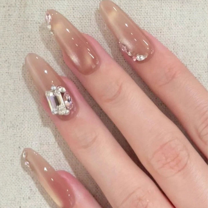Artificial nails with elegant rhinestone decoration and glossy finish Bowlift