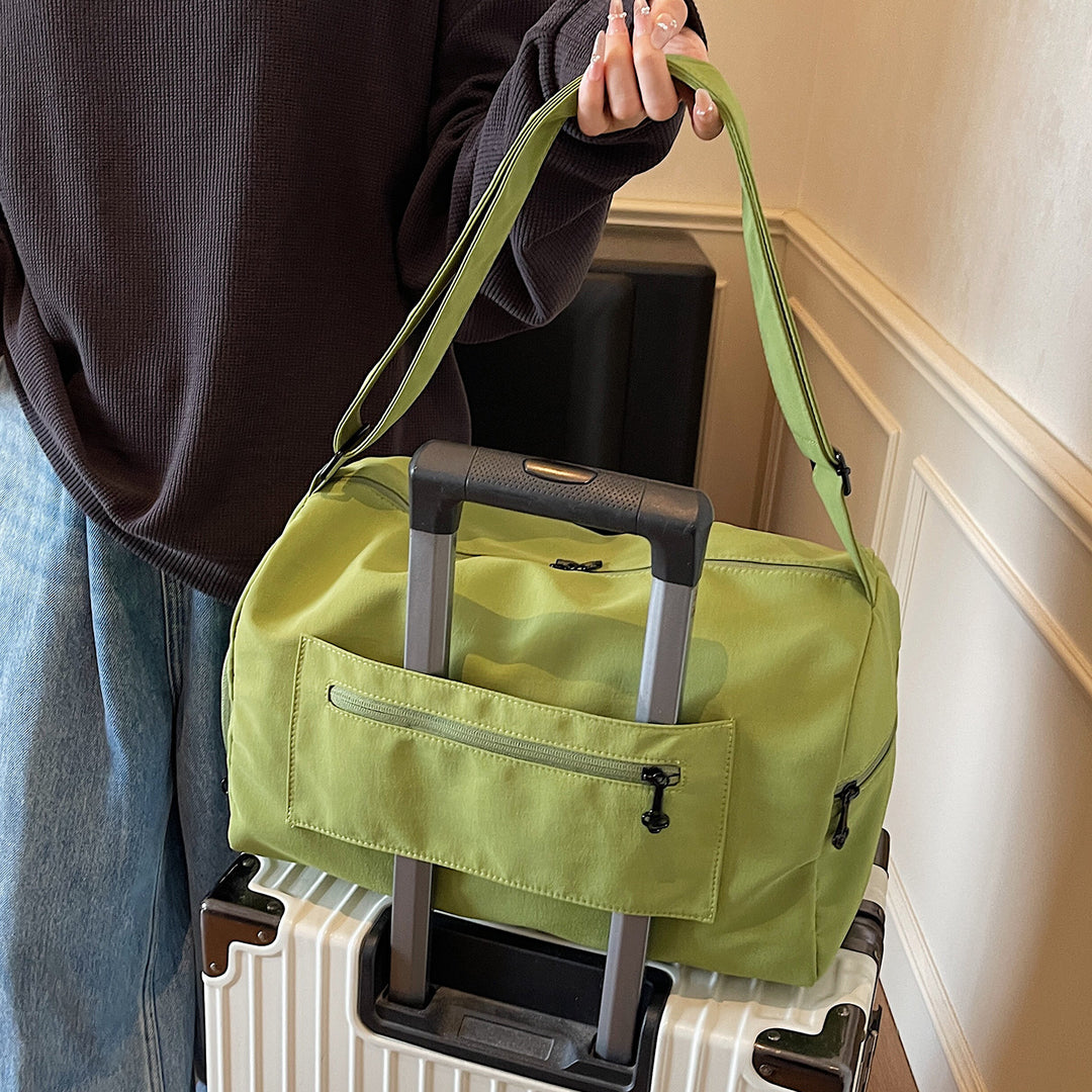 Waterproof Multi-Pocket Gym Duffle Bowlift