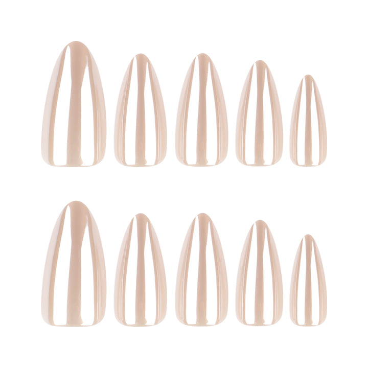 Elegant Stiletto Nails with High Gloss Finish Bowlift