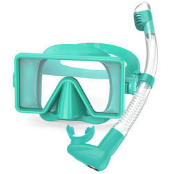 Swimming and diving mask with innovative field of vision and ergonomic design Bowlift