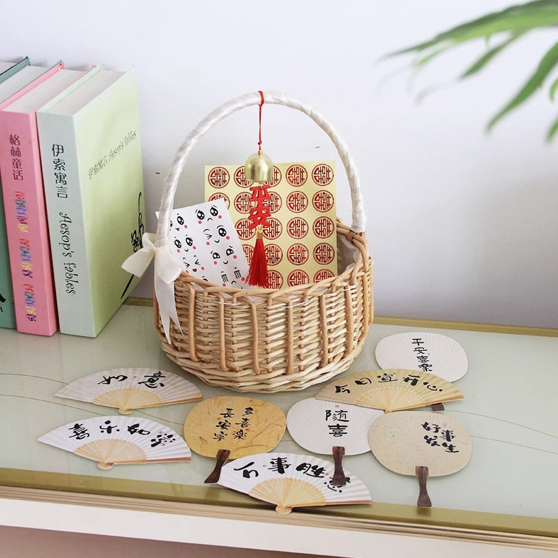 Ladies natural basket with decorative bow decoration Bowlift