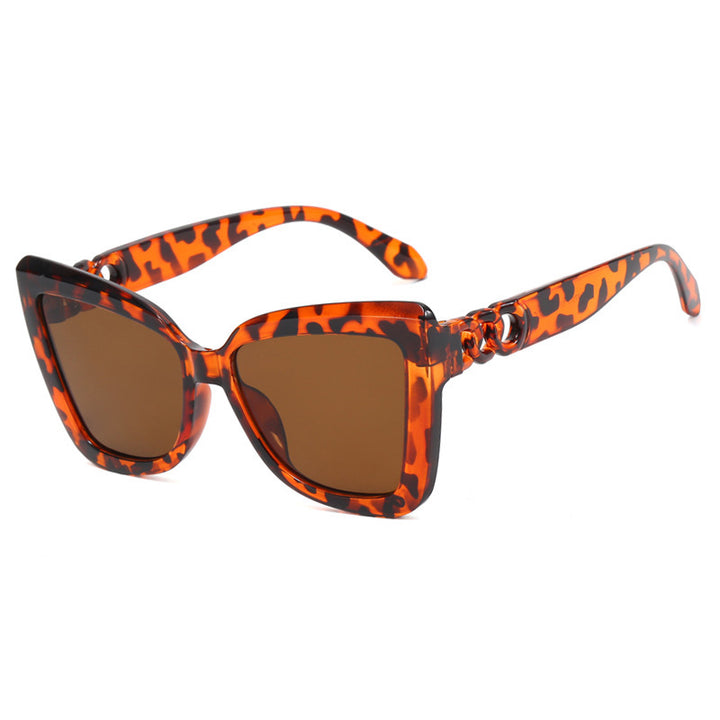 Women's large sunglasses in striking leopard design Bowlift