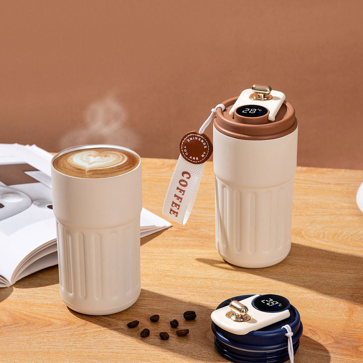 Ladies Insulated Coffee Mug with practical folding lid Bowlift