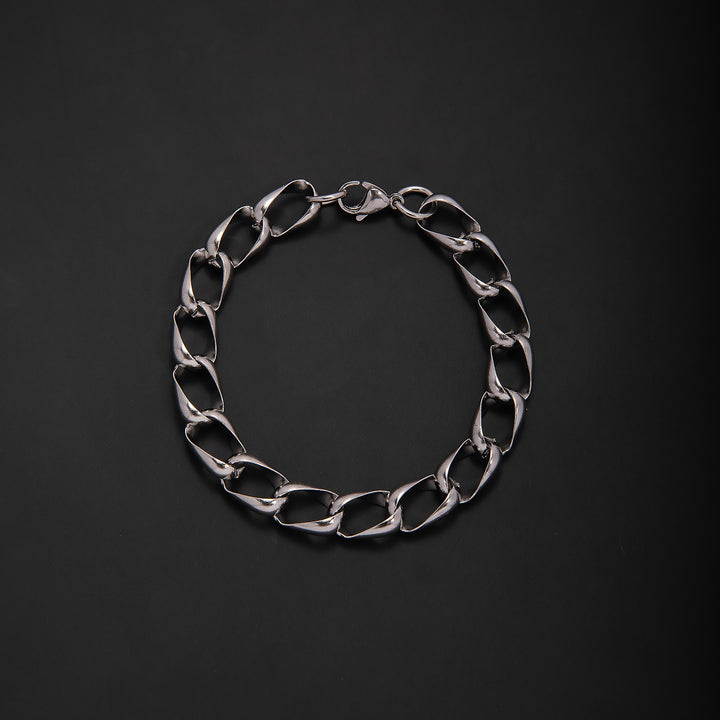 Contemporary Link Chain Necklace Bowlift
