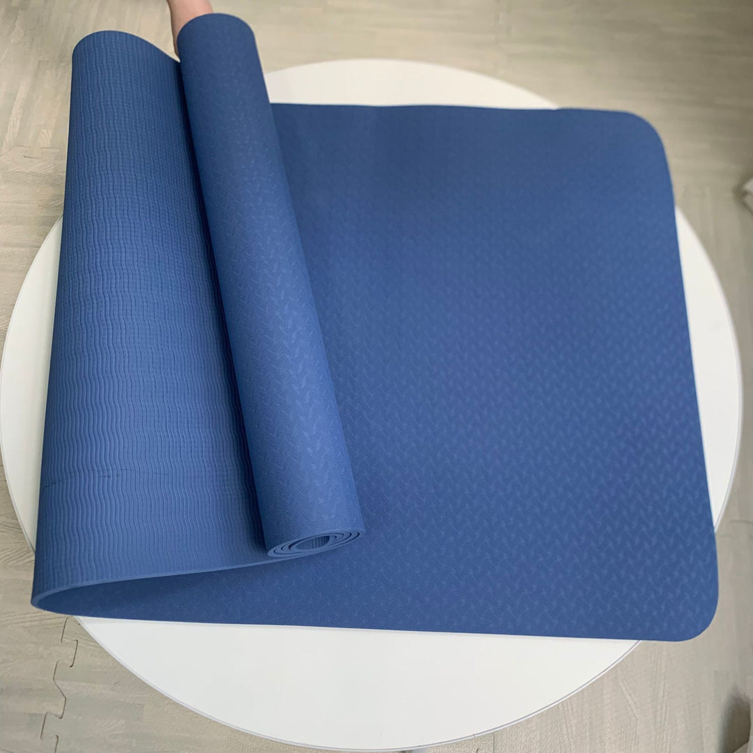 Yoga and training mat Bowlift