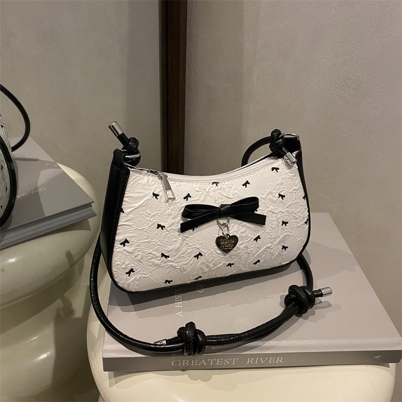 Charming Bow Detail Quilted Handbag Bowlift