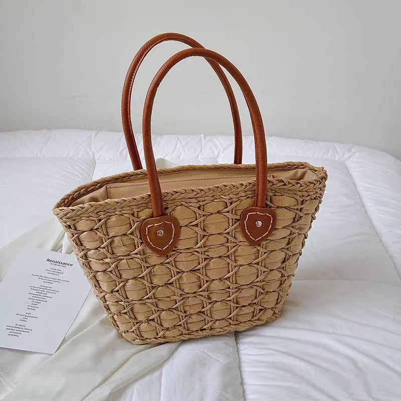 Refined Basket Bag Bowlift