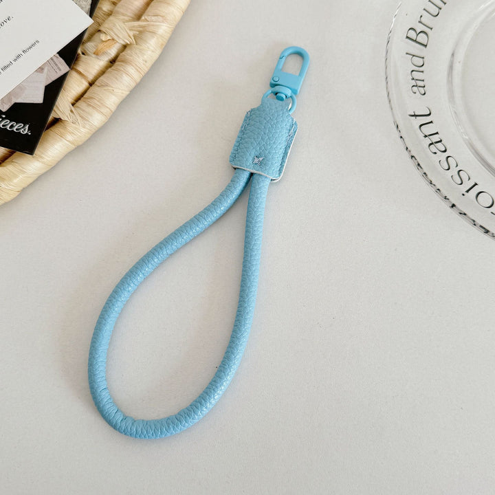 Stylish keychain Bowlift