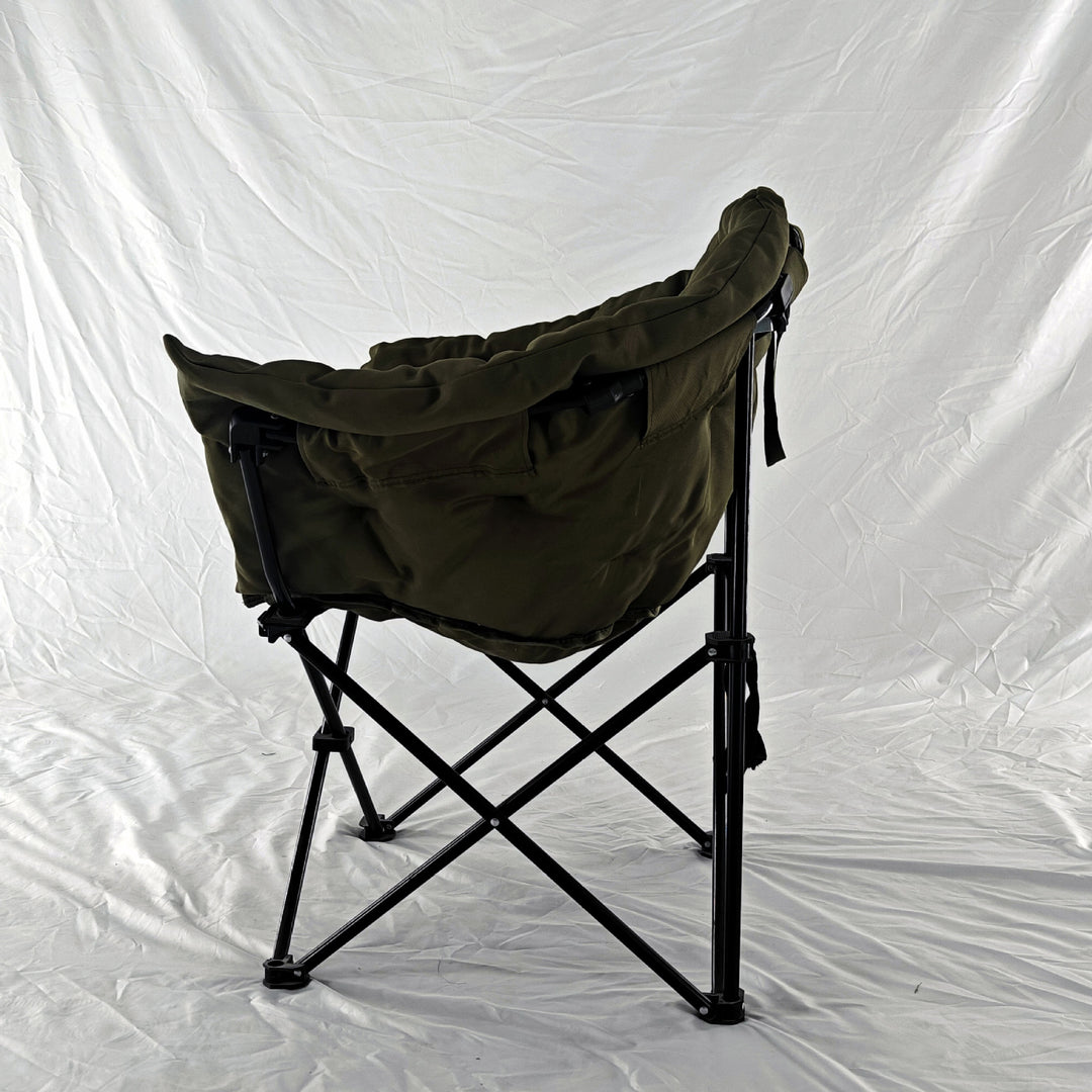 Comfortable and Stylish Lounge Chair Bowlift