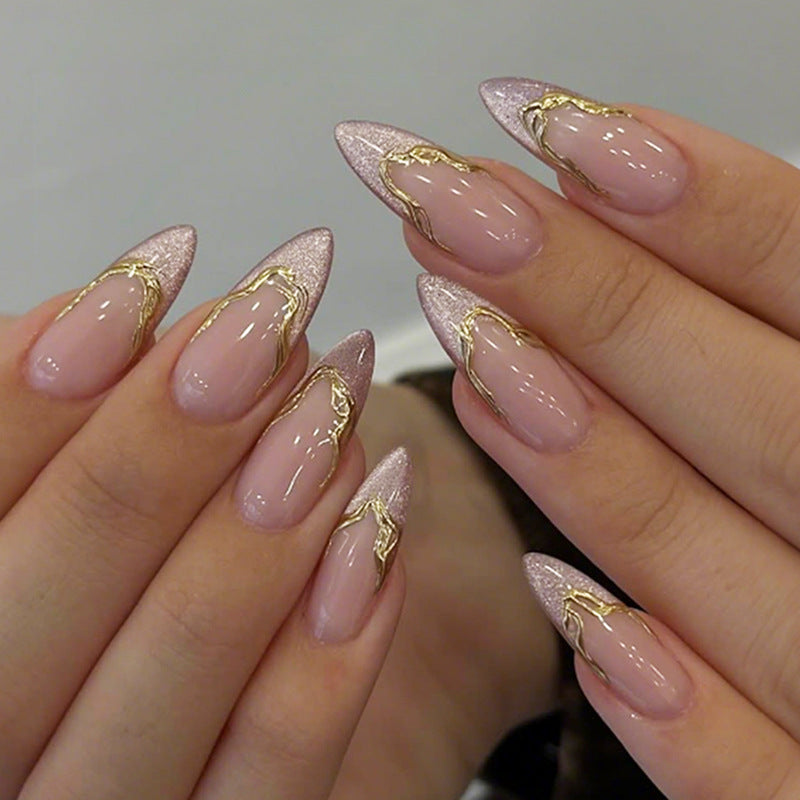 Artificial nail set with elegant gold accent and flower-shaped design Bowlift