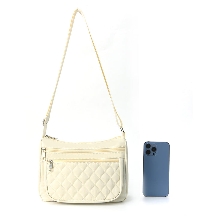 Shoulder bag with soft, quilted design Bowlift