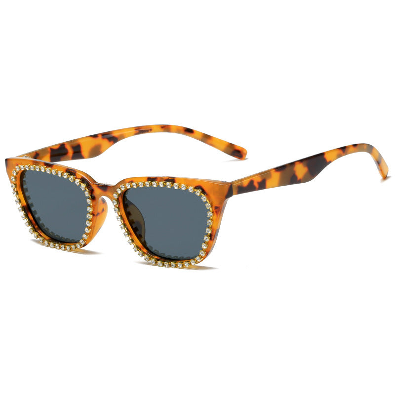 Women's sunglasses with glamorous rhinestone frame Bowlift