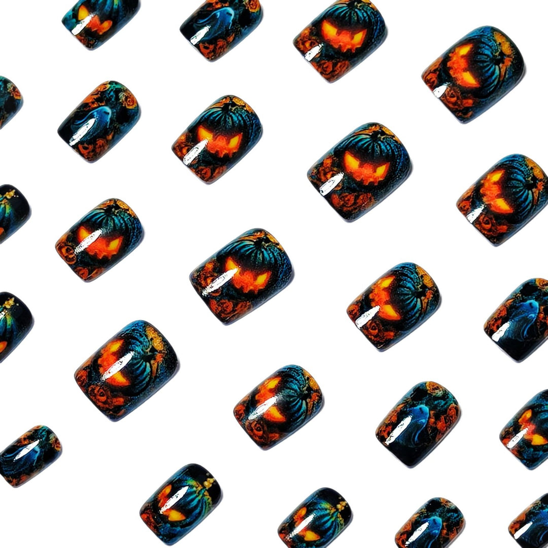 Artificial nails with Halloween design Bowlift