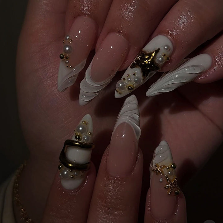 Elegant Nail Art Bowlift