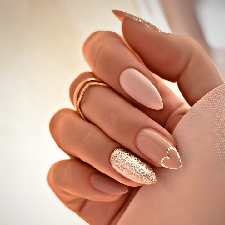 Elegant Heart-Designed Press-On Nail Tips Bowlift
