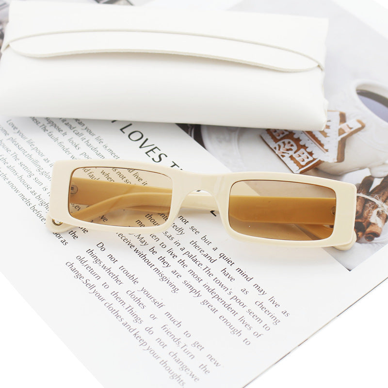 Women's fashion rectangular sunglasses with textured frame Bowlift