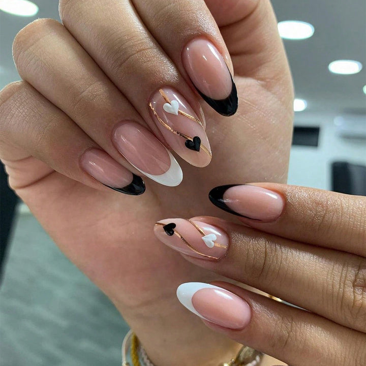 Artistic Heart-Accent Press-On Nail Set Bowlift
