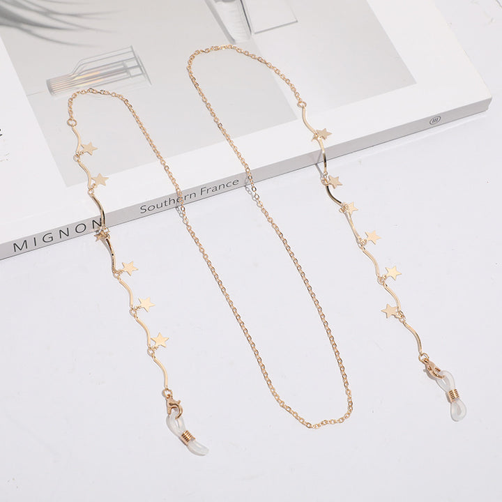 Star-Themed Eyewear Chain Bowlift